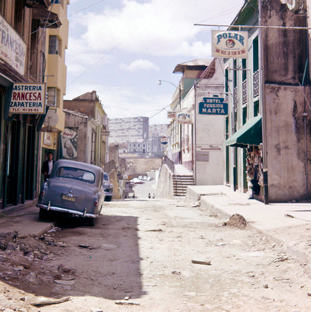 1962_02_21_003_CaracasVenezuela_SideStreet