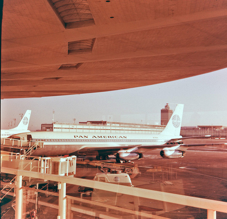 1962_02_13_001_NY_InternationalAirport