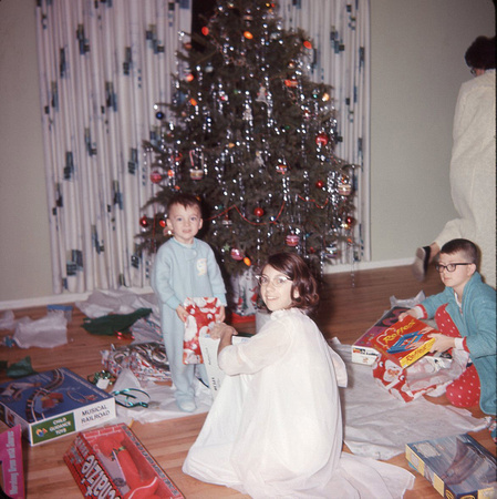 1966_12_25_001_Christmas